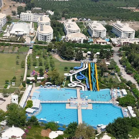 Daima Biz - Dolusu Aquapark Access Hotel