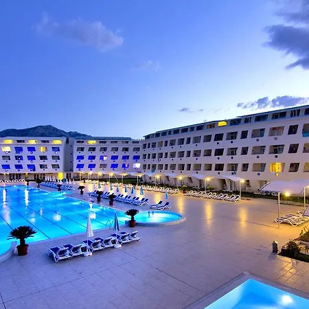 Daima Biz - Dolusu Aquapark Access Hotel Kemer