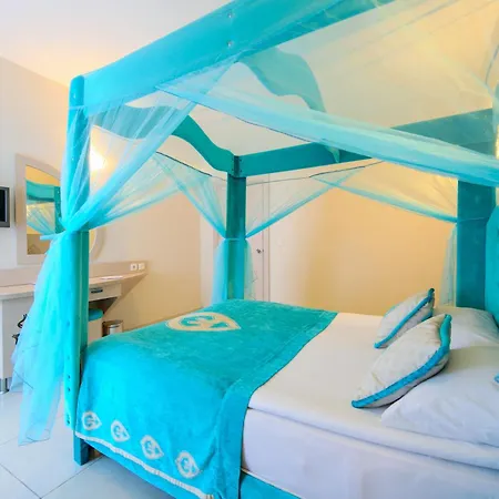 Otel Daima Biz - Dolusu Aquapark Access Kemer